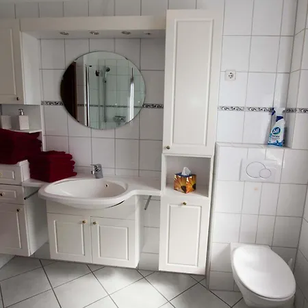 Ferienwohnung-neue-tiefe-wohnung-binnensee